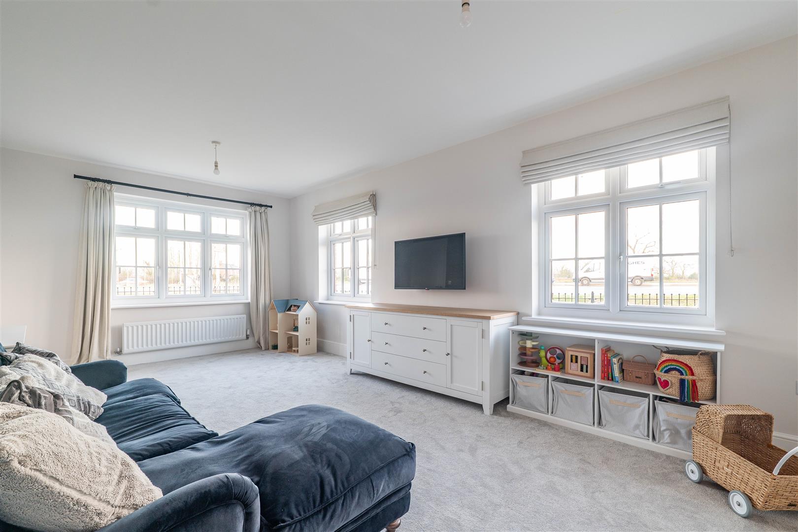 4 bed property in Freesia Avenue, Preston